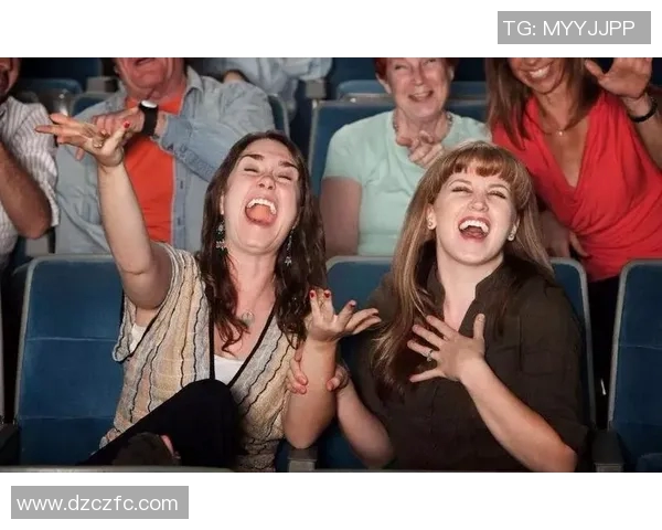 足球明星搞笑合影瞬间大揭秘笑点满满让你捧腹大笑的精彩时刻